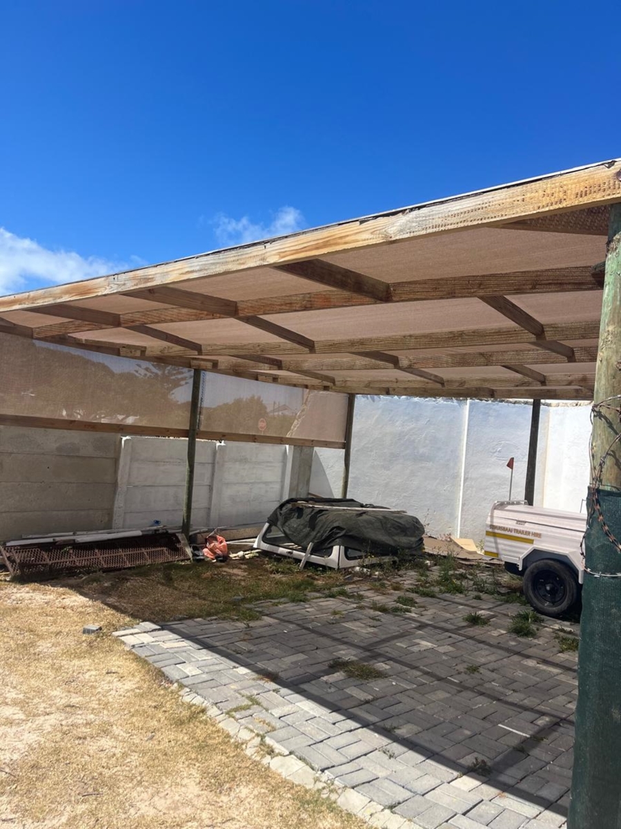 Commercial Property for Sale in Struisbaai Western Cape